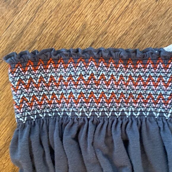 Romeo & Juliet, couture size, medium halter jumpsuit, T-shirt, material - Picture 4 of 13